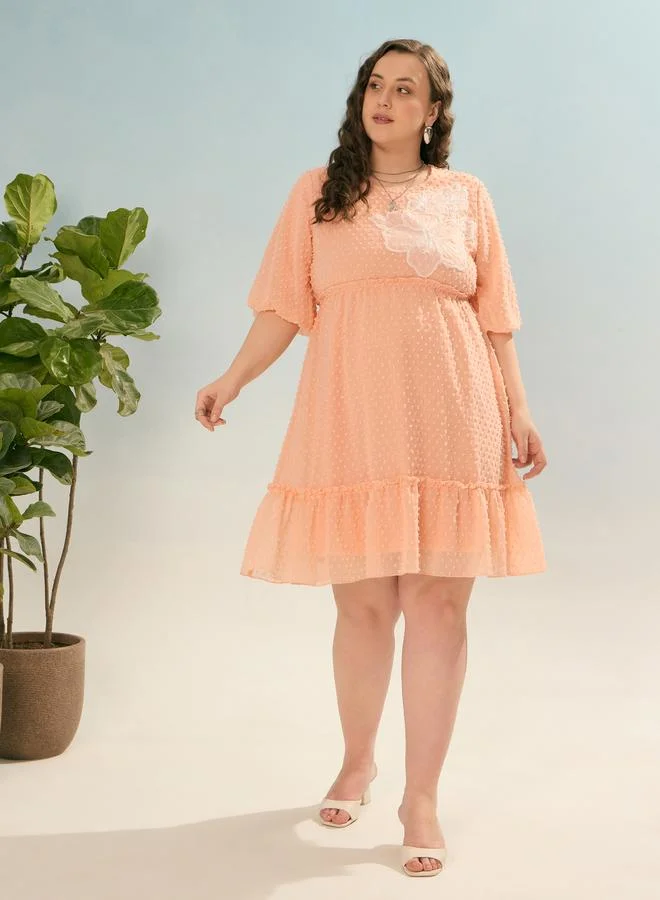SASSAFRAS Plus Peach Dobby Skater Dress with Applique