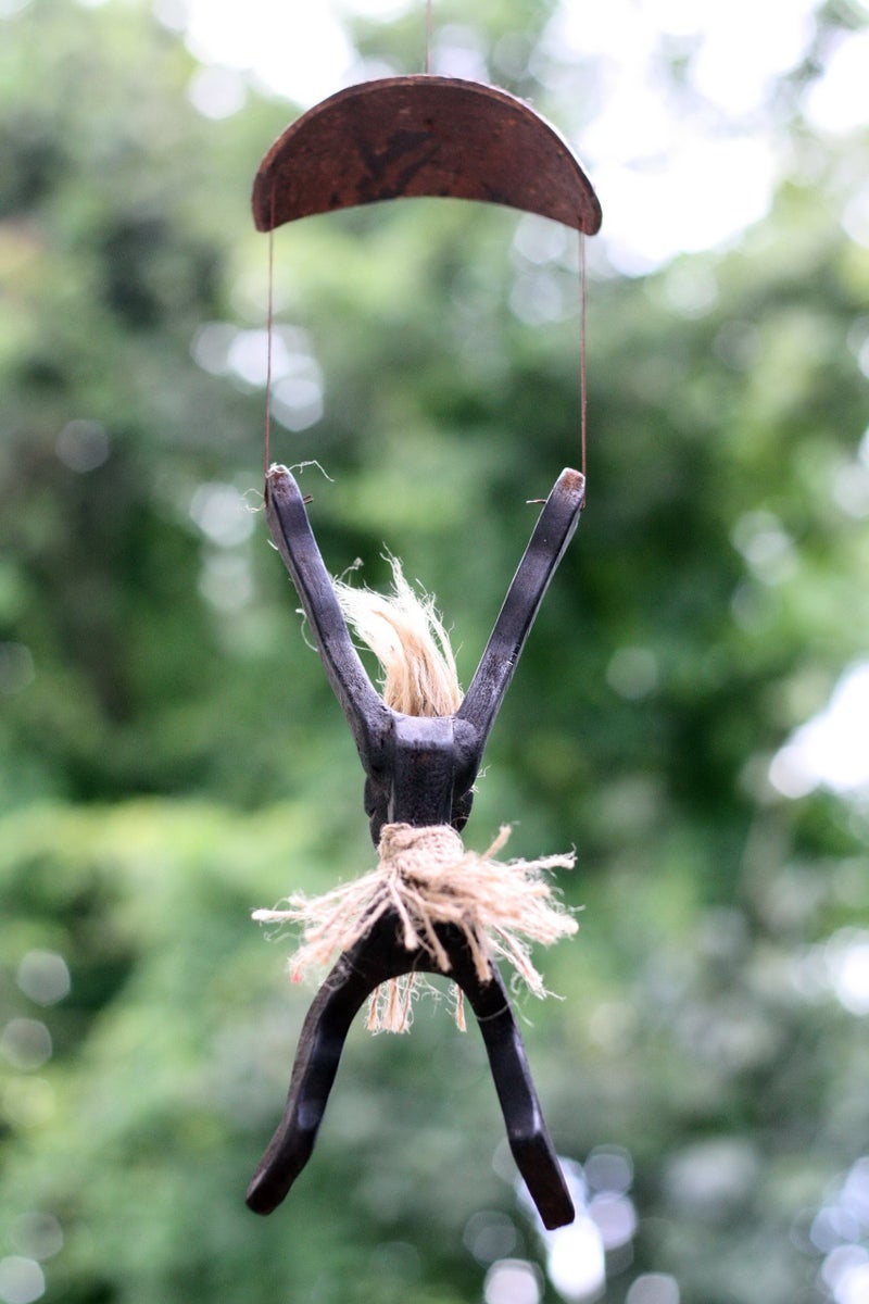 G6 Collection Handmade Wooden Primitive Skydiving Tribal Funny Statue Sculpture Tiki Bar Handcrafted Unique Gift Home Decor Wood Figurine Decoration Parachute Hand Carved (Parachuting) - Image 4