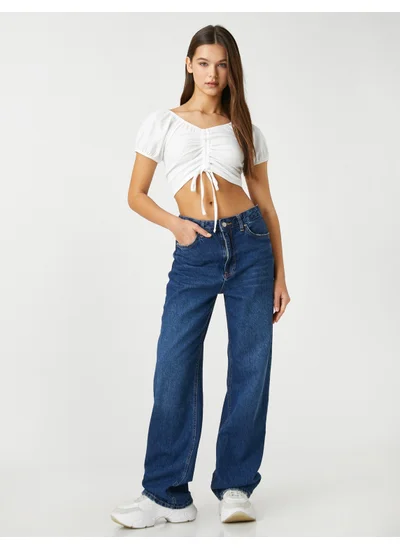 كوتون Crop T-Shirt Balloon Sleeves Gather Detailed V-Neck