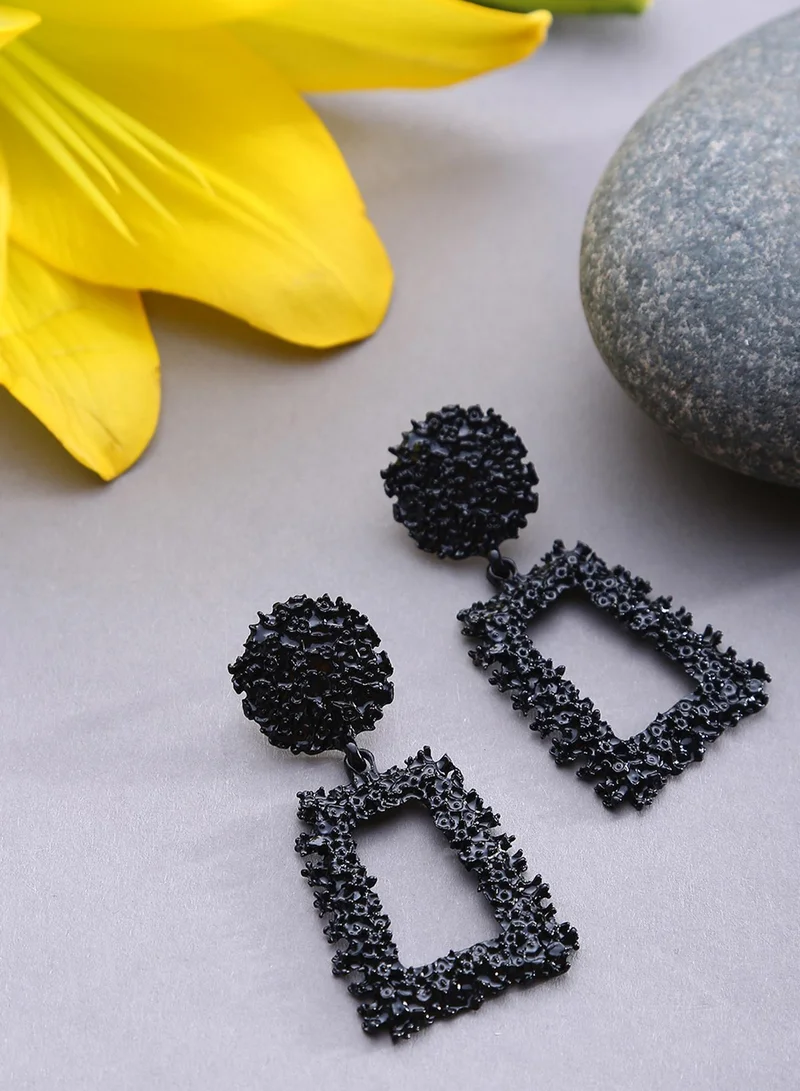 SOHI Black Geometric Artificial Drop Earring Jewellery
