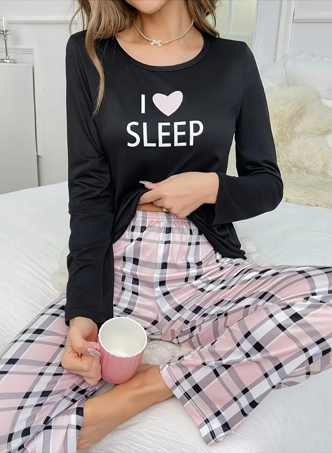 تايك تو طقم بيجاما من بنطال بطبعة مربعات مع تيشيرت بأكمام طويلة - Image 1