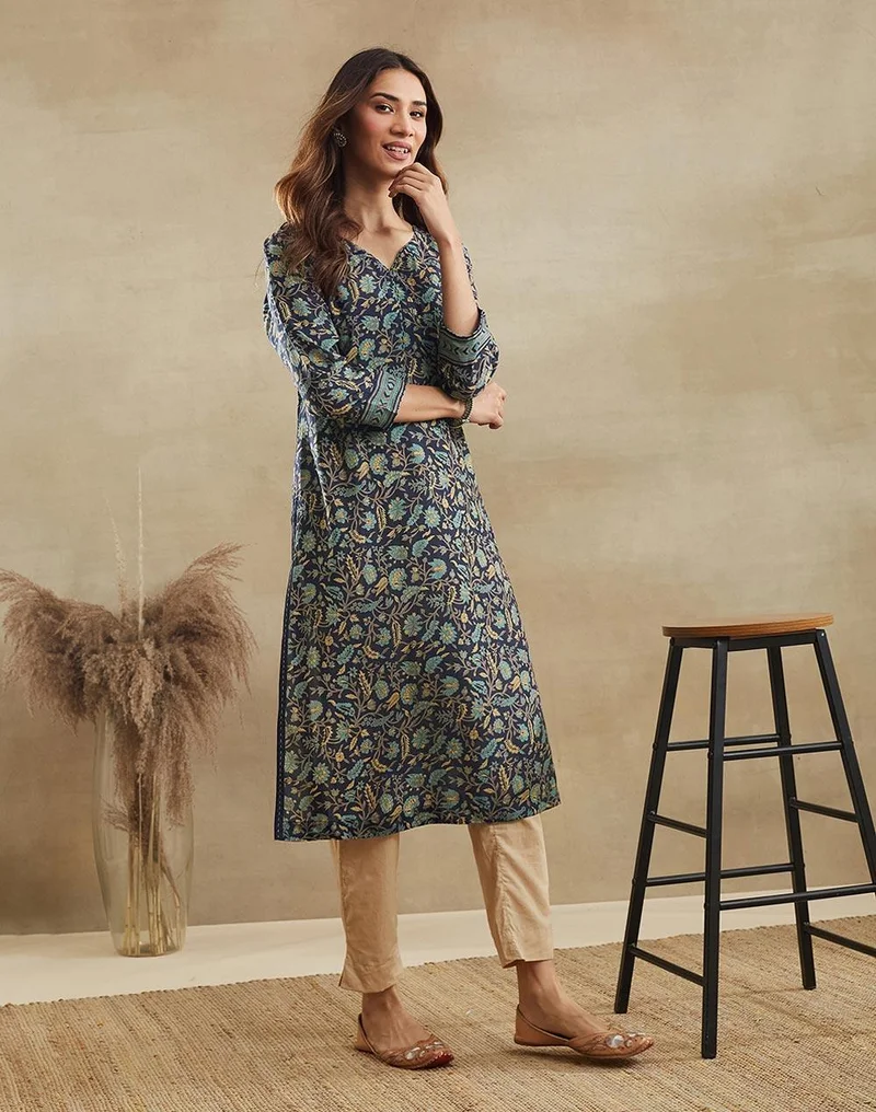 فاب انديا Navy Rayon Blend Hand Block Printed Slim Fit Long Kurta