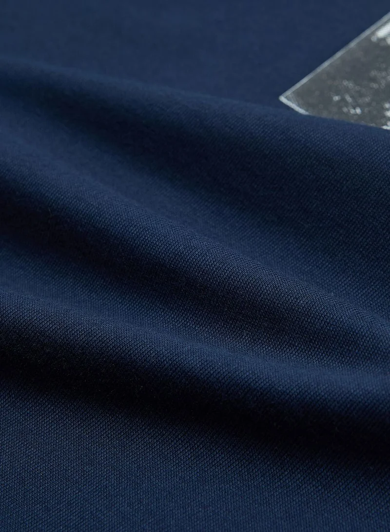 Giordano  Men's Endless Lazy Days Navy Breeze Graphic Tee for Men | Best Price UAE