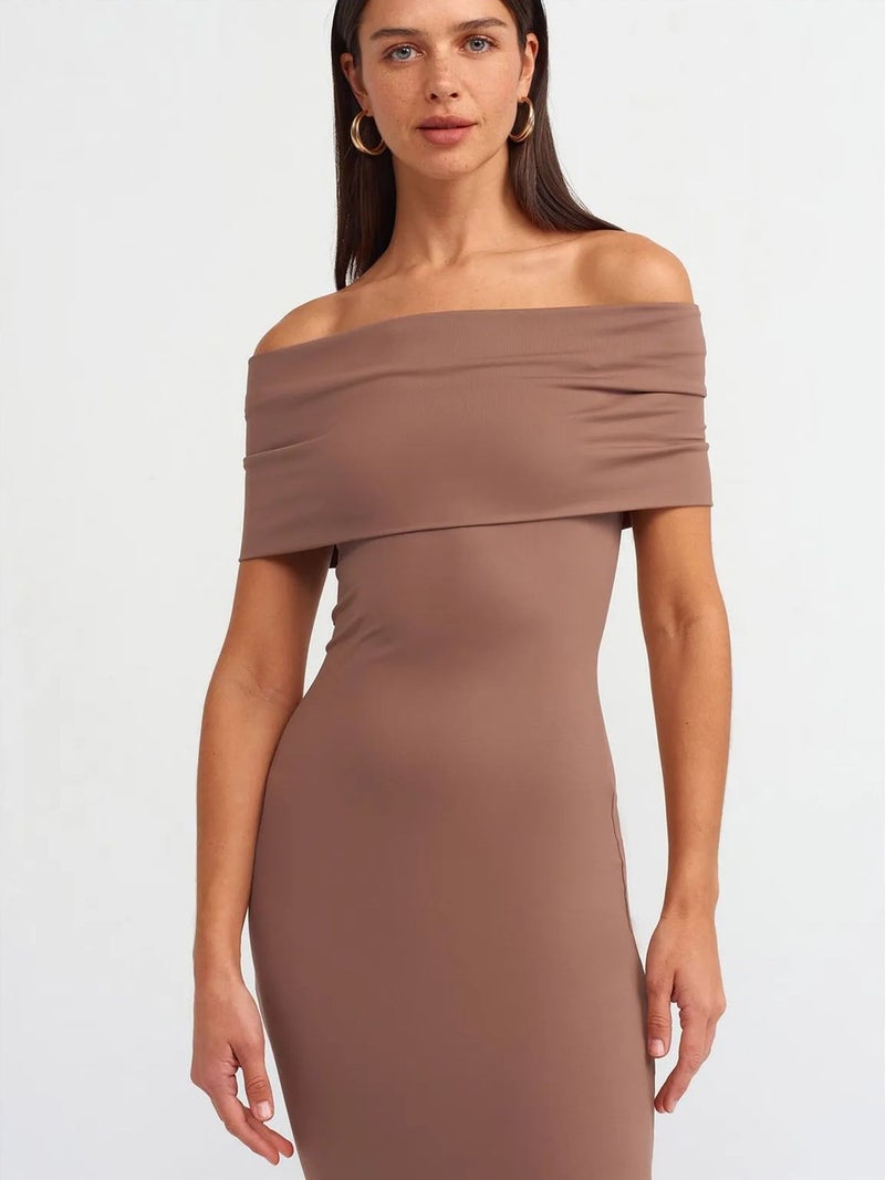 DILVIN Off-Shoulder Bodycon Midi Dress - Image 3