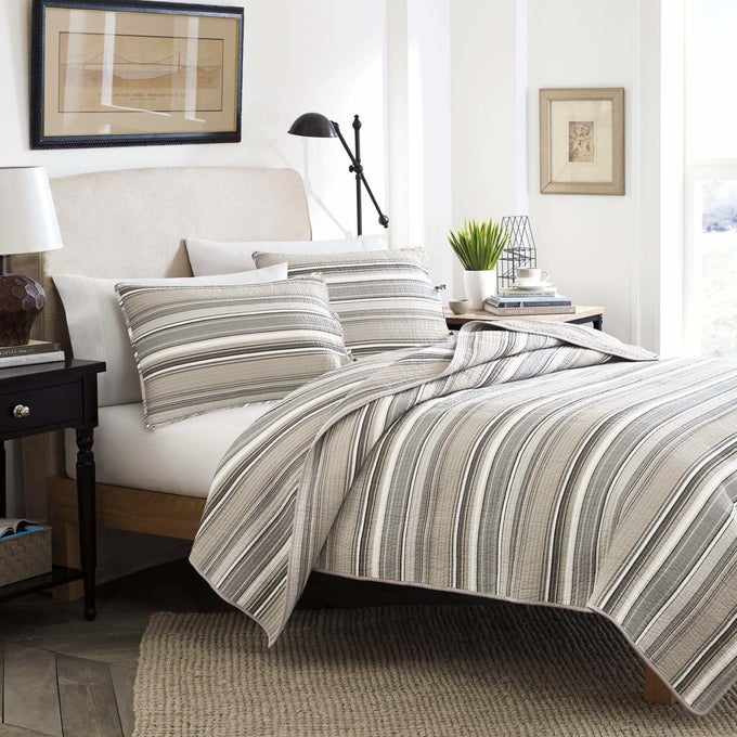 FRESNO COLLECTION QUILT SET 100 COTTON REVERSIBLE BEDDING WITH MATCHING SHAMS TWIN NEUTRAL