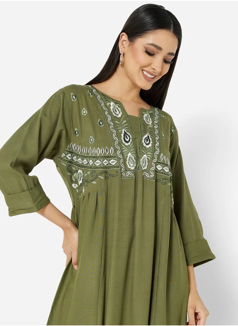 HANA & SARA CLASSIC THREEFORTH SLEEVES WITH WESTERN CUT ARABIC JALABIYA
