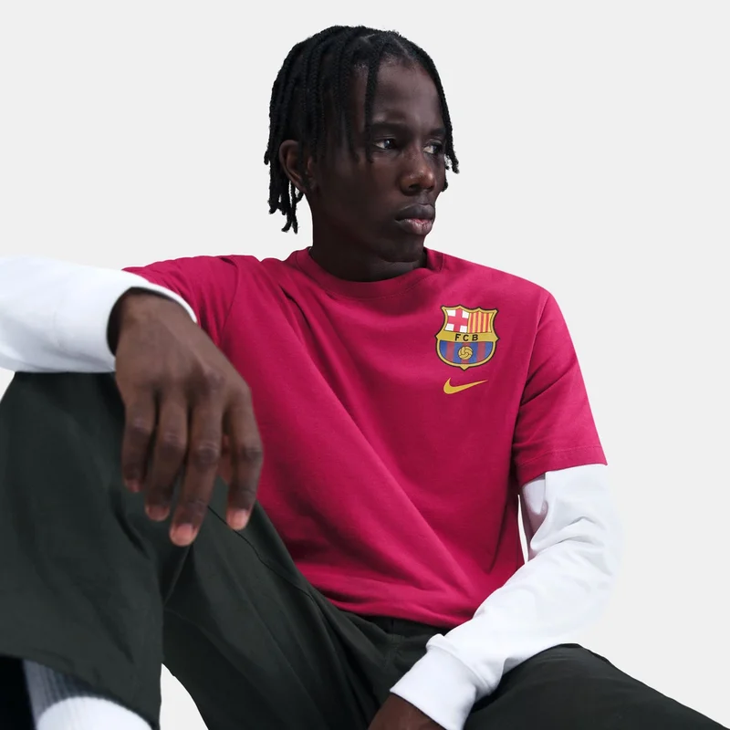 Nike Pink Men's FC Barcelona Crest T-Shirt for Men | Best Price UAE