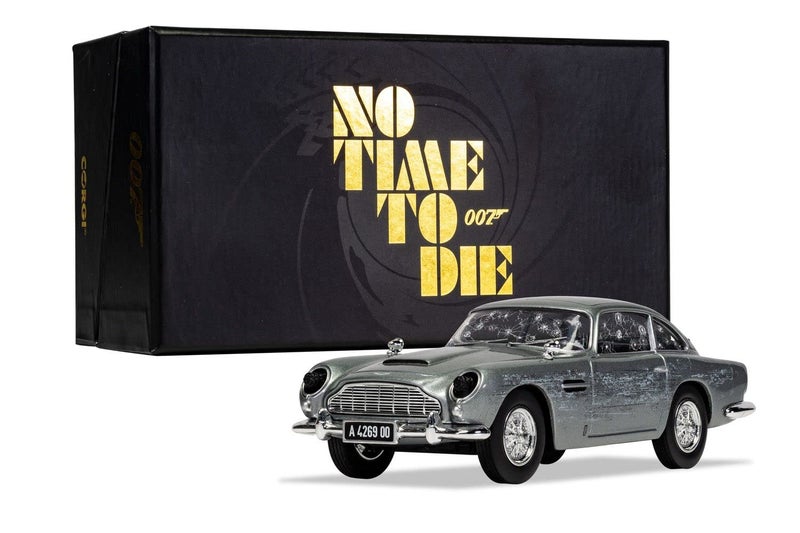 Corgi Diecast Model Cars - CC04314 James Bond Aston Martin DB5 'No Time To Die' - 1:36 Pre-Built Model Vehicles Toy, Classic Metal Die Cast Collectible, Auto Toys Models for Adults - Silver - Image 5
