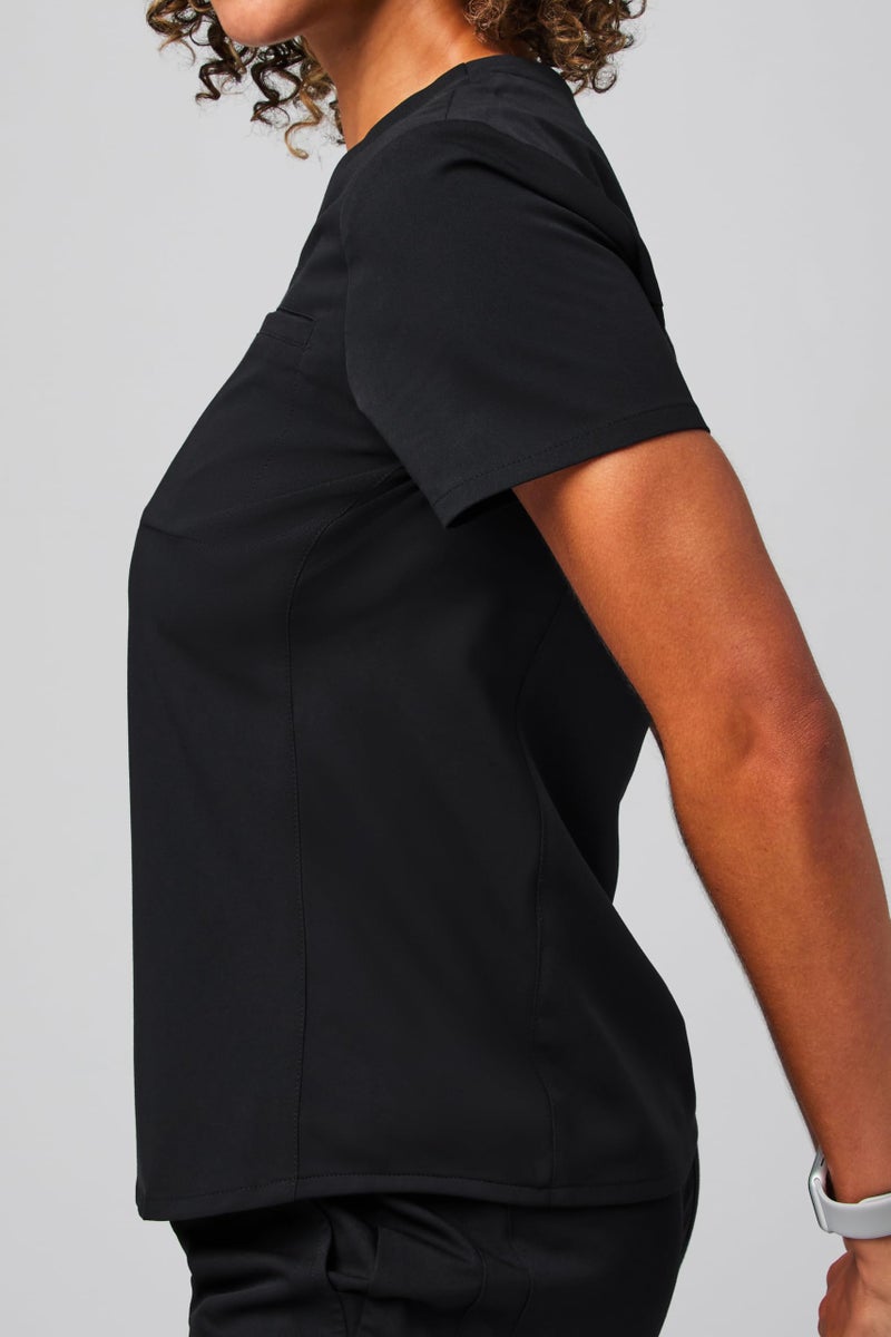 Fabletics Women's Vital 1-Pocket Scrub Top - MotionTech, Wrinkle-Resist, Chest Pocket, Anti-Shrink, Semi-Slim Fit, M, Black - Image 3