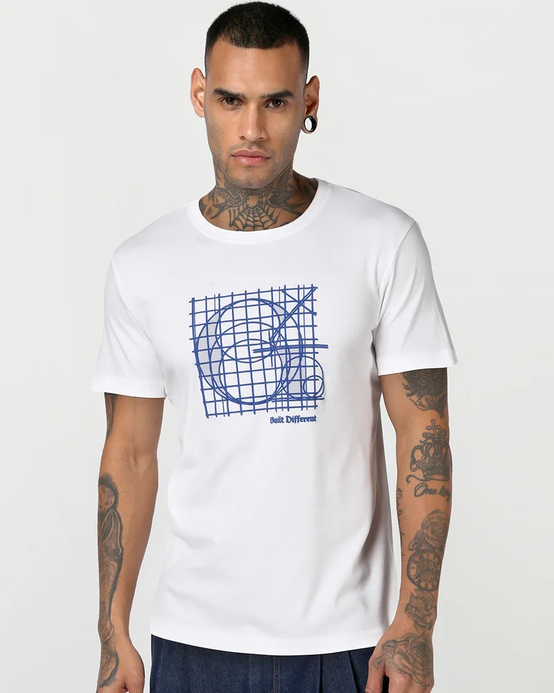 بيواكوف Men's White Motion Graphic Printed T-shirt