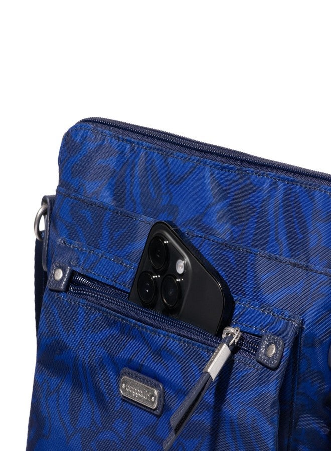 Baggallini Go Bagg with RFID Wristlet - Lightweight 10.75"x10" Travel Purse Crossbody Bag for Women - Image 4