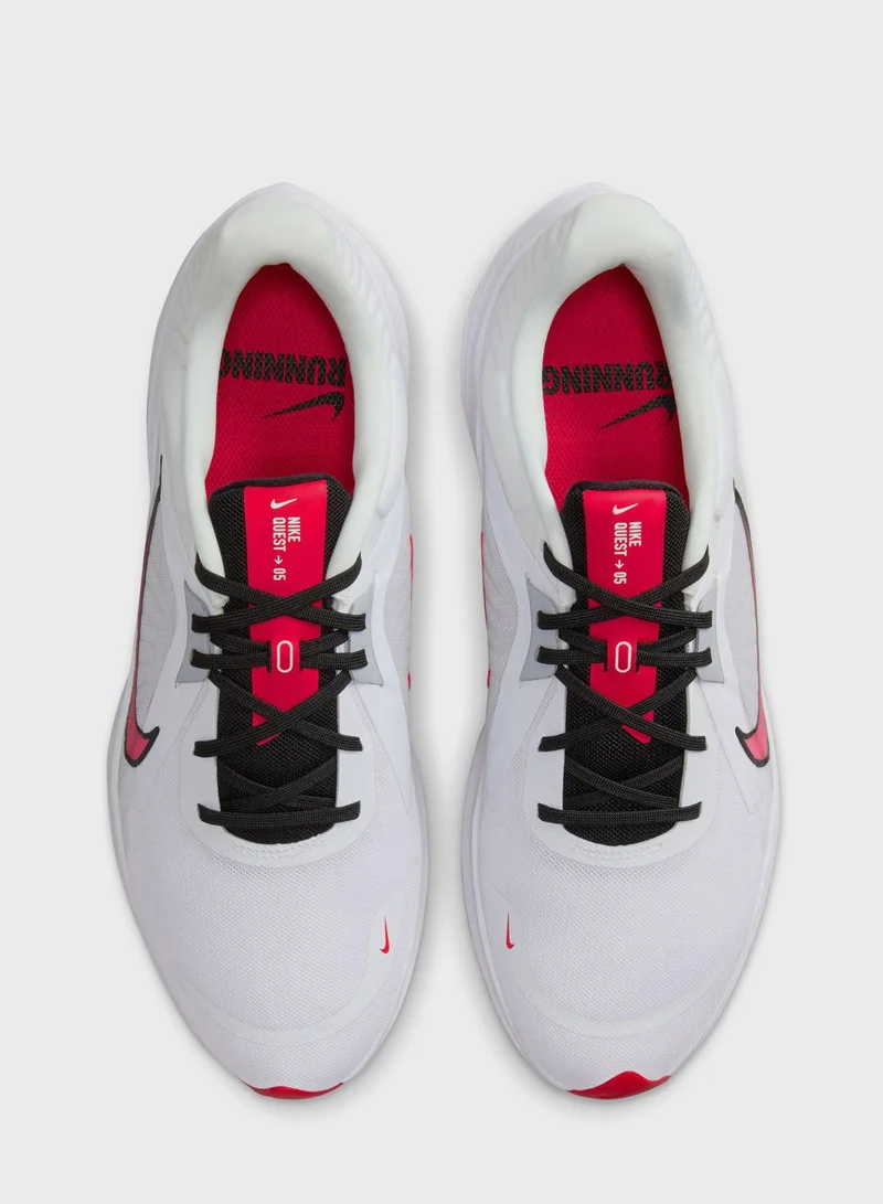 Nike Quest 5