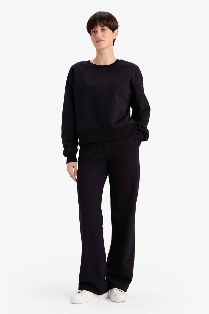 DeFacto Boxy Fit Crew Neck Basic Sweatshirt - Image 2