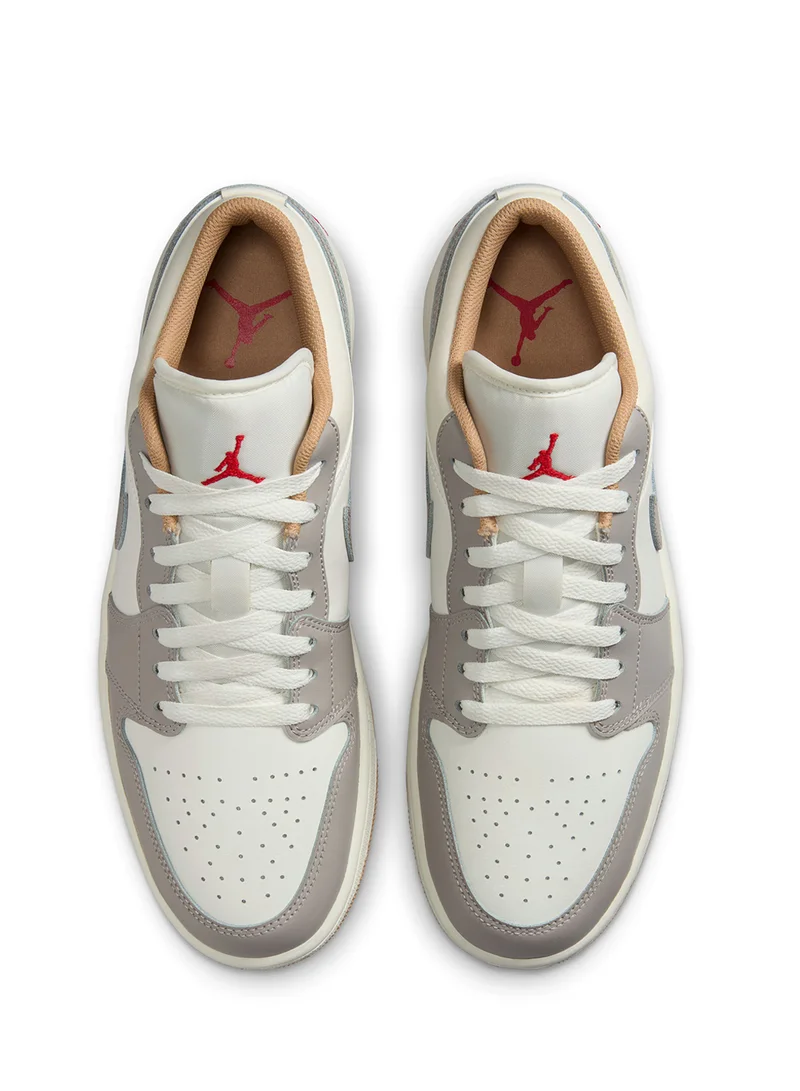 Jordan Air Jordan 1 Low