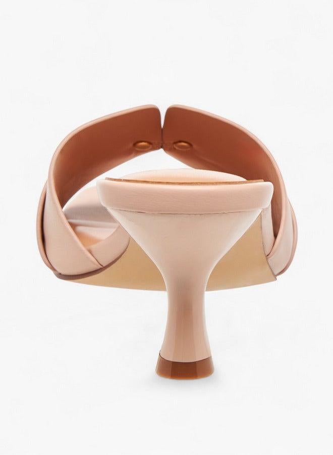 سيليست صنادل نسائية سادة بكعب مائل - Image 5