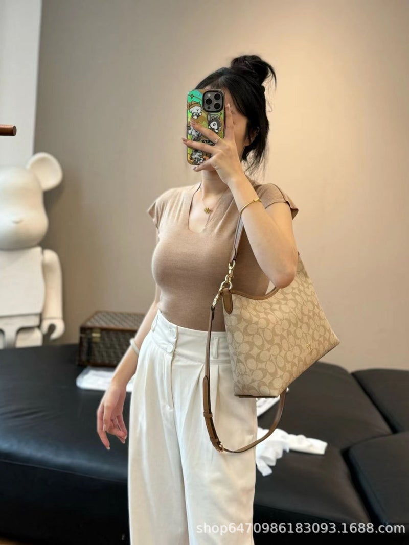Supply Kou Home Laurel Presbyopia Underarm Tramp Bag Zipper Large Capacity Mommy Tote New Commuter Bag - Image 3