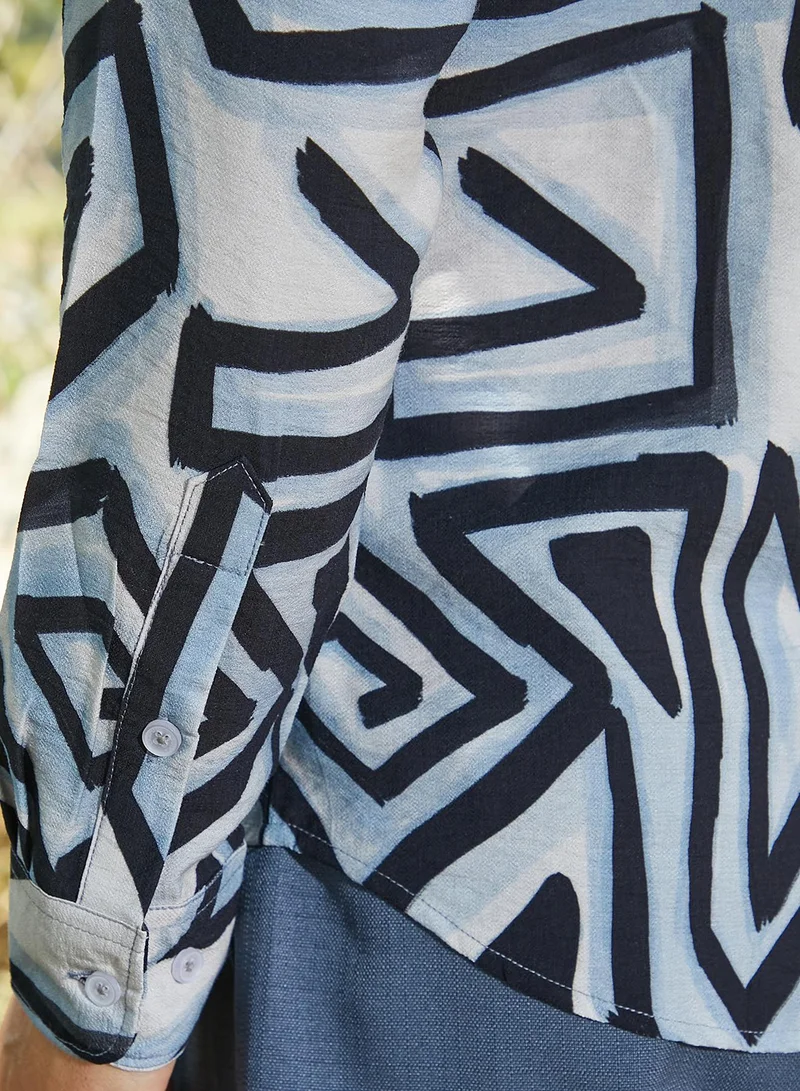 Campus Sutra Men's Onyx Black & Sky Blue Abstract Breezy Shirt