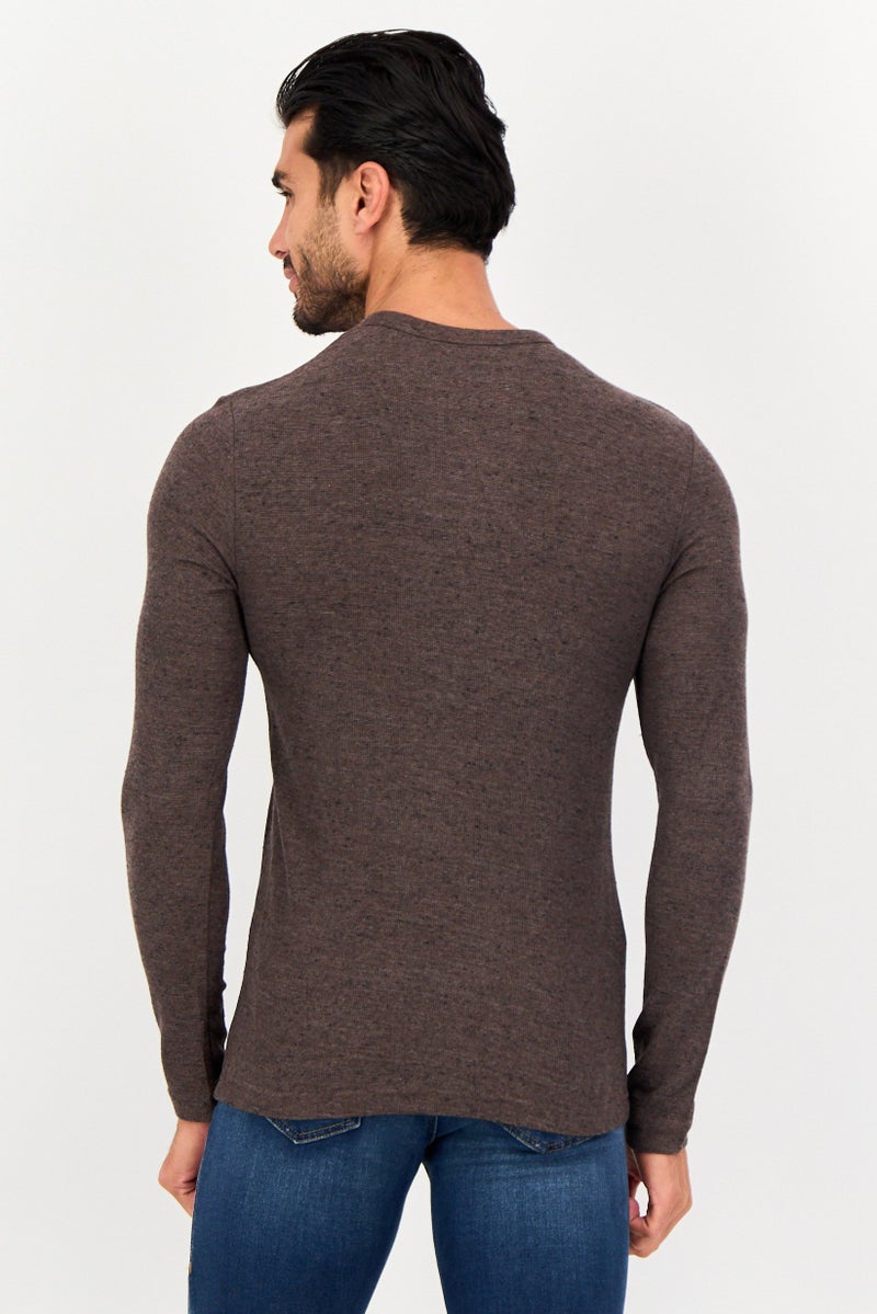 Celio Men Crew Neck Long Sleeve Textured T-Shirt, Charcoal - Image 4