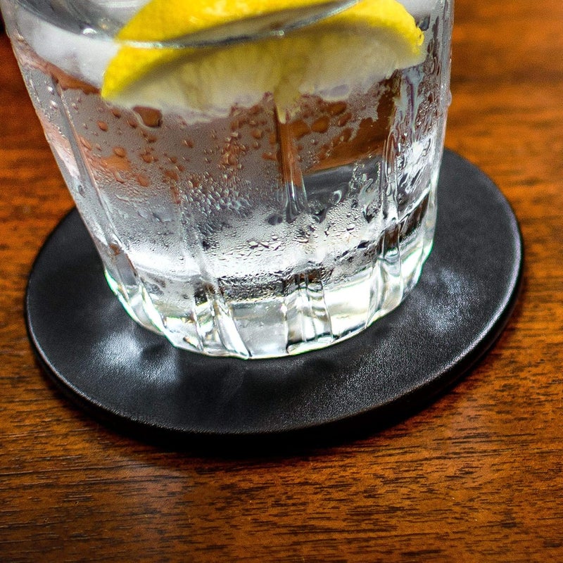 Dacasso كوستر دائري من الجلد الصناعي الأسود من دكاسو - Image 3