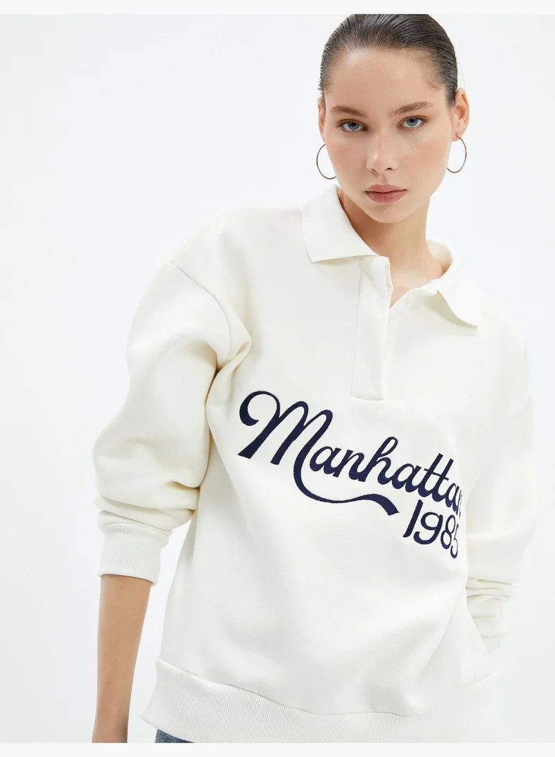 كوتون Polo Neck Sweatshirt Brushed Interior Varsity Themed Printed