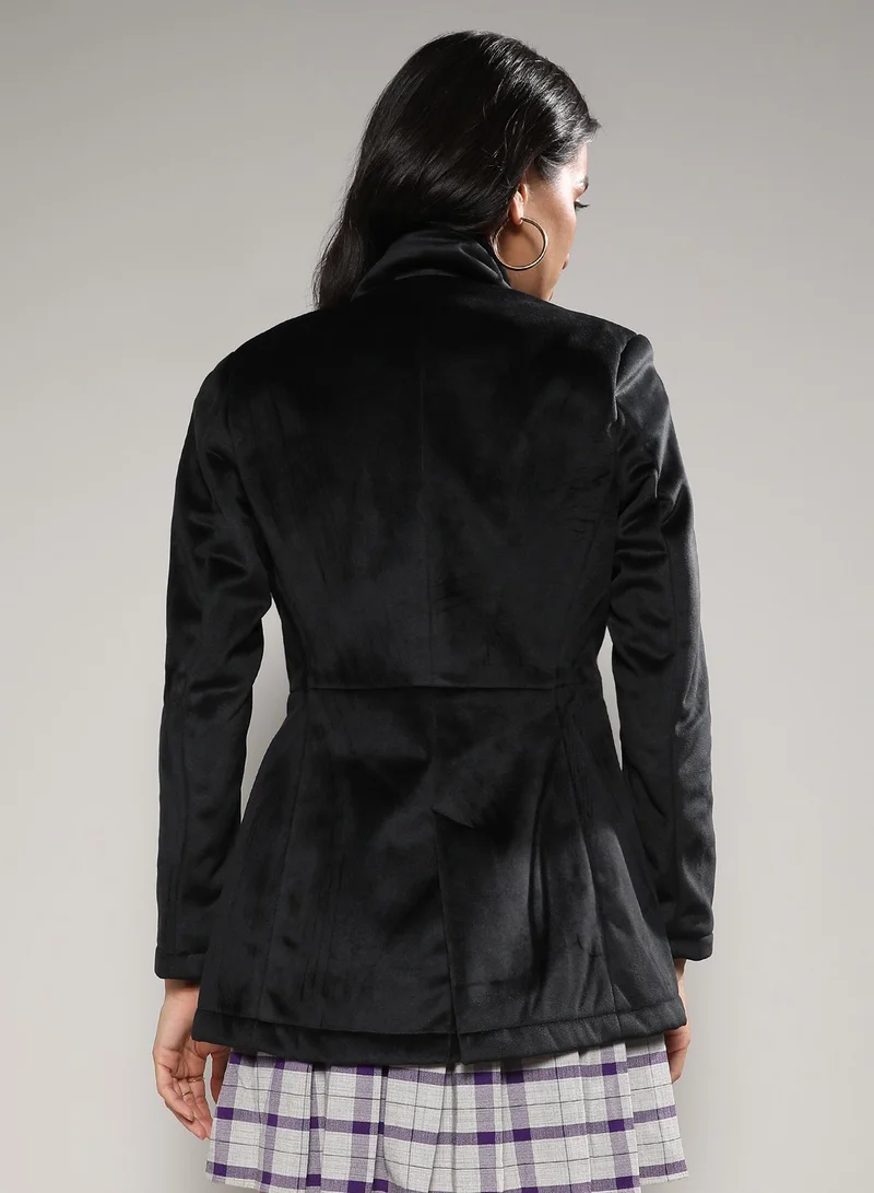 Campus Sutra Women's Black Single-Breasted Blazer With Power Shoulders