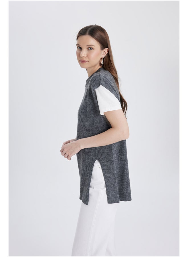 DeFacto - Woman Regular Fit Crew Neck Tricot Vest - Image 1