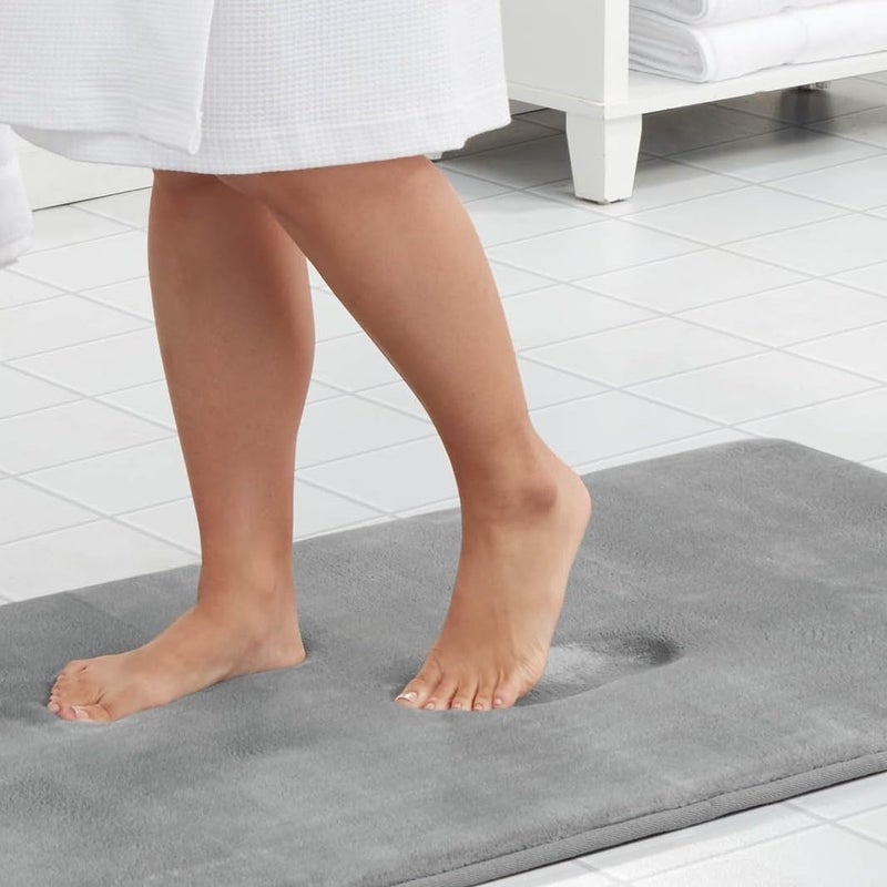 Genteele Memory Foam Bath Mat Non Slip Absorbent Super Cozy Velvet Bathroom Rug Carpet (20 inches X 32 inches, Grey) - Image 1