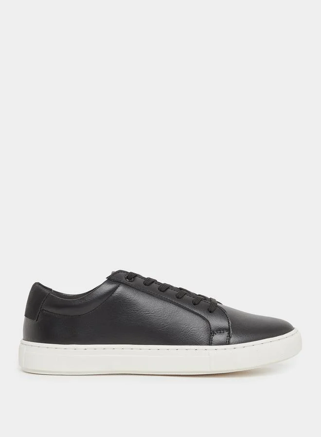 Styli Styli Old Money Grainy Low Top Lace Up Sneakers