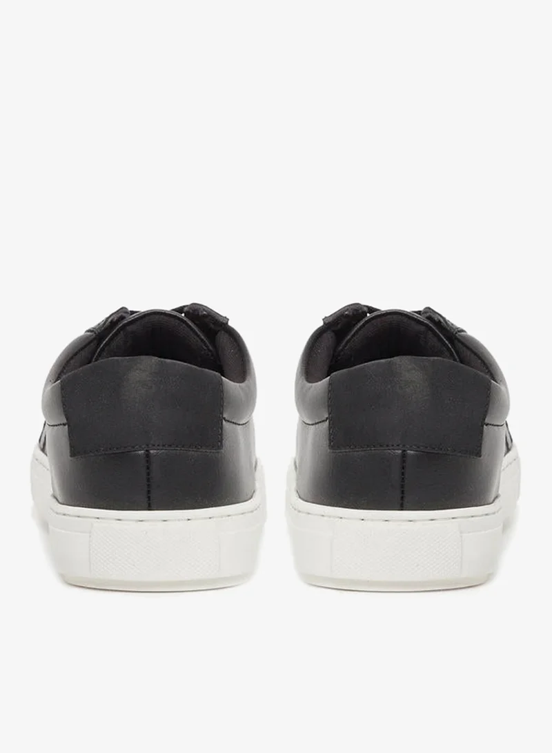 ستايلي سنيكرز ستايلي أولد موني جلد حبيبات برباط علوي منخفض