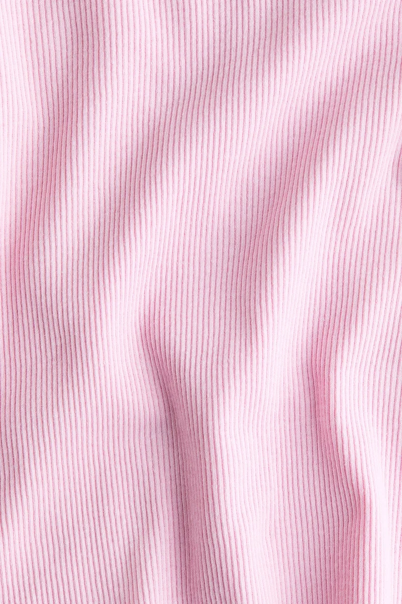 اتش اند ام تي-شيرت مرن بحبكة متشابكة