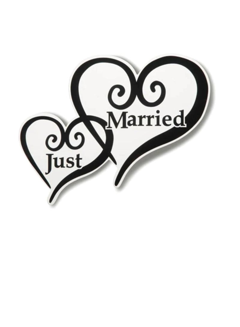 قلوب مغناطيسية للسيارة "Just Married" مقاس 6 × 5 بوصات - Image 1