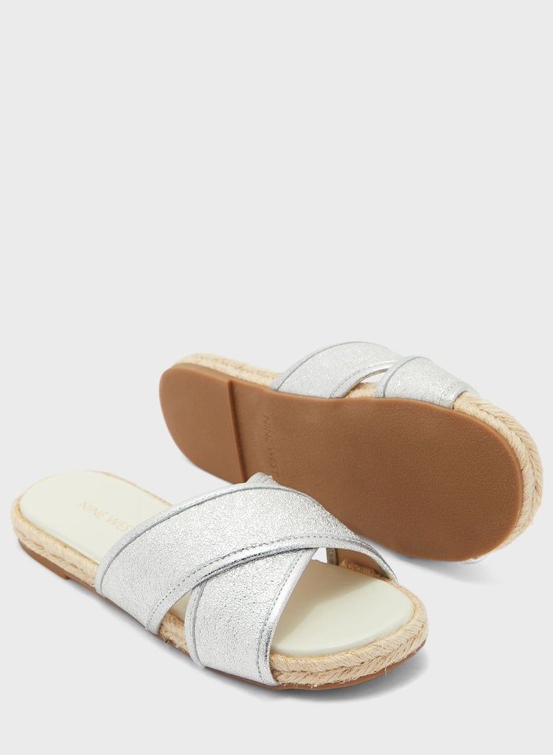 ناين ويست صندل كاجوال - Image 3