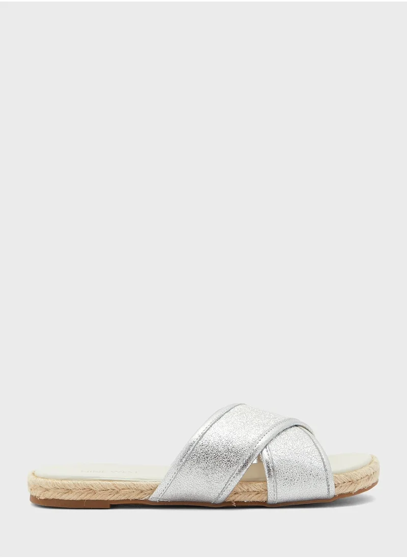 NINE WEST Yamuna Slides