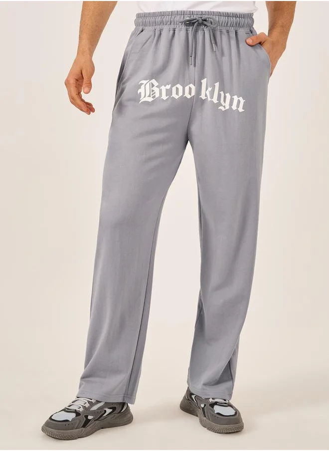 ستايلي Gothic Text Placement Print Oversized Joggers