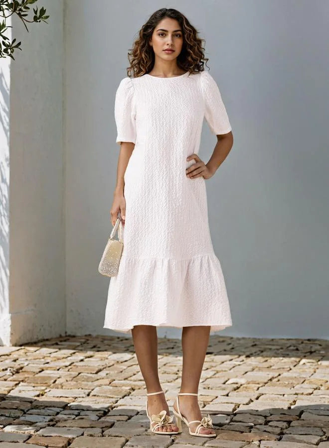 تواكستريمز 2Xtremz Textured A-Line Midi Dress with Puff Sleeves