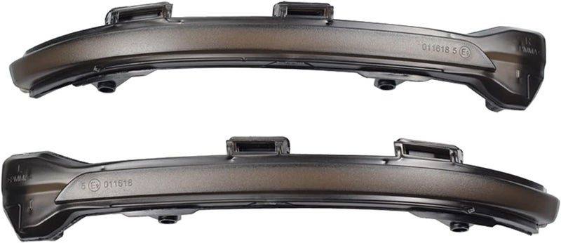 DEMULAX Dynamic Turn Signal Light for VW Golf 7 - Image 1