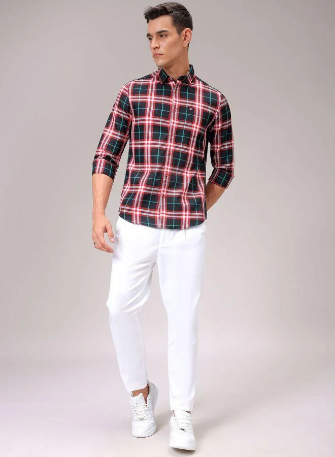 The Indian Garage Co Men Slim Fit Checkered Full Sleeves Cutaway Collar Casual Shirt