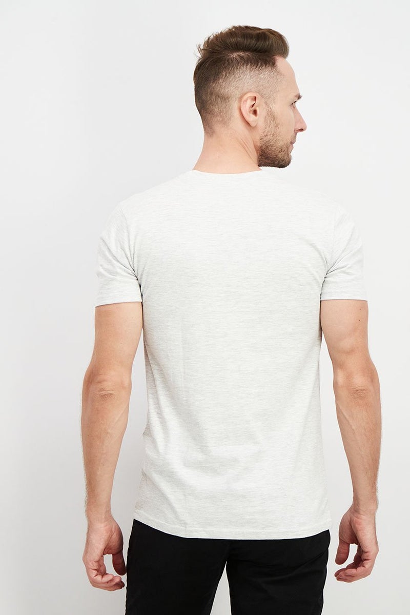 DIFUZED تي شيرت رجالي بأكمام قصيرة وياقة دائرية بطباعة جرافيك، رمادي مدمج - Image 3