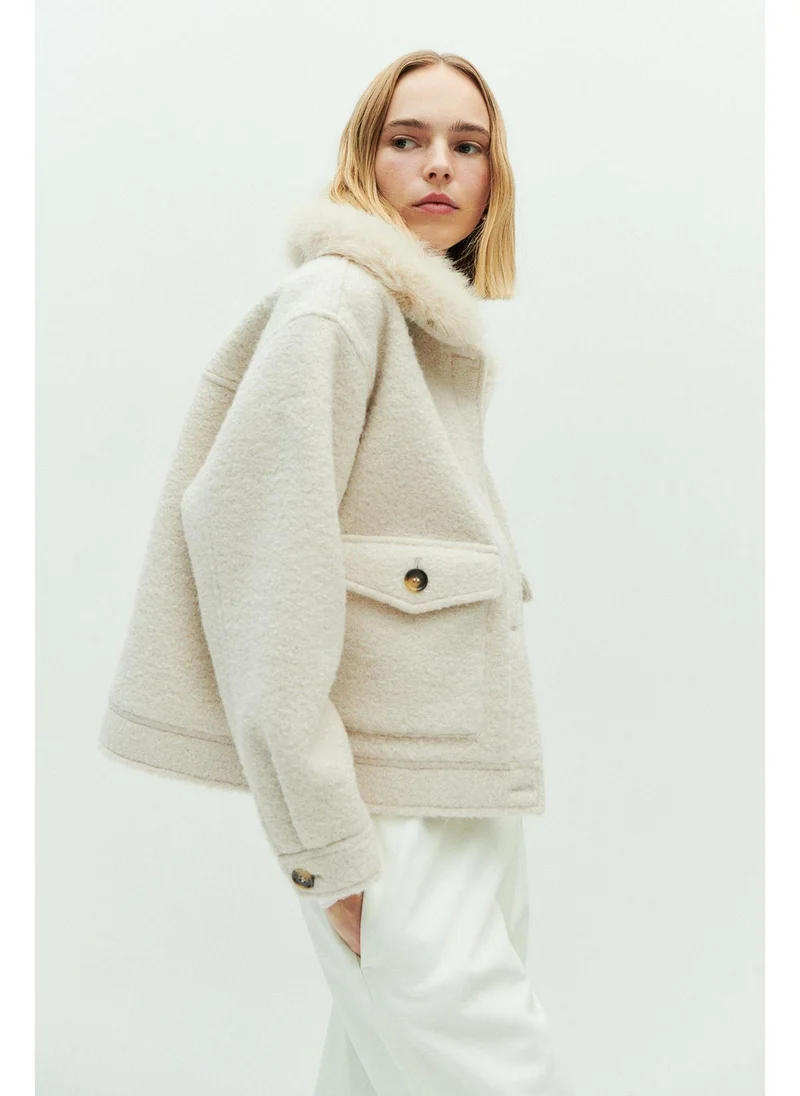 اتش اند ام Fluffy-collar twill jacket