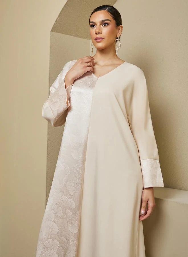 Styli Jacquard Panel V-Neck A-Line Jalabiya