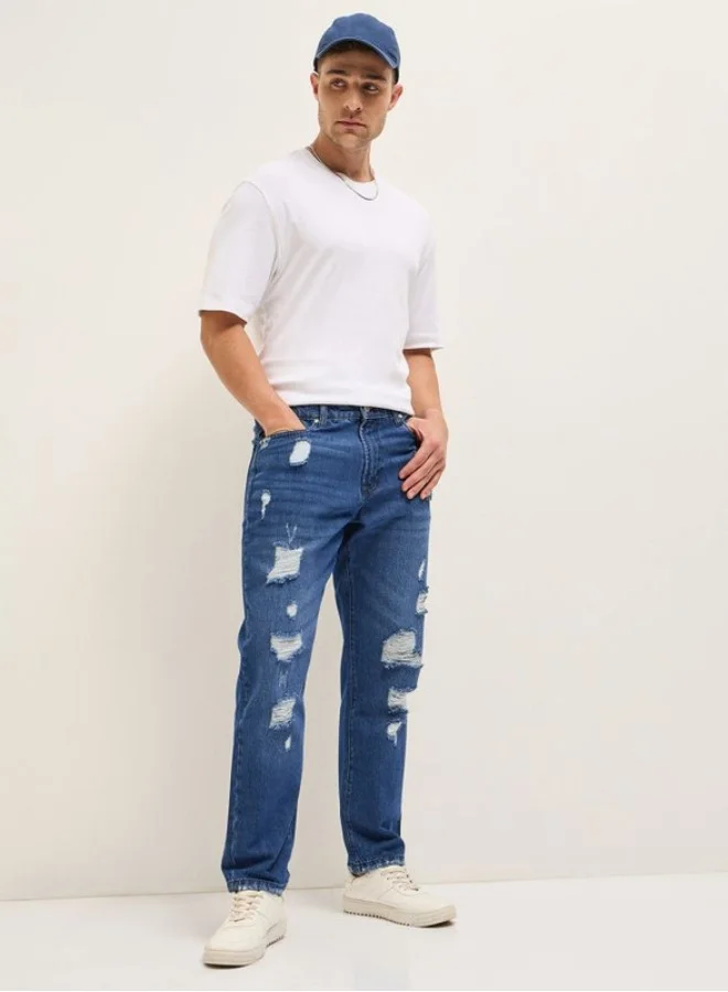 The Bear House  Men's Blue with Light Fade High Distressed Mid-Rise Relaxed Fit Jeans Classic Comfort With Modern Style, Perfect For Everyday Casual Looks And Effortless Streetwear Vibes for Men | Best Price UAE