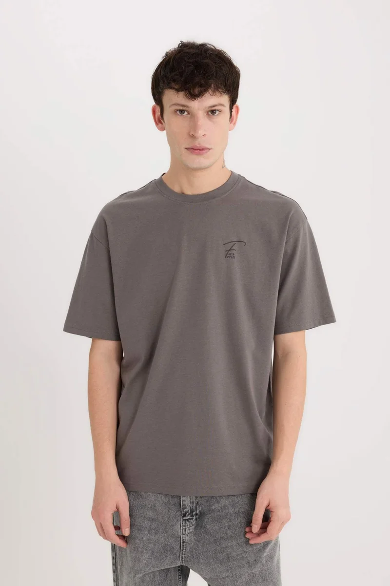 DeFacto Comfort Fit Crew Neck Printed Short Sleeve T-Shirt
