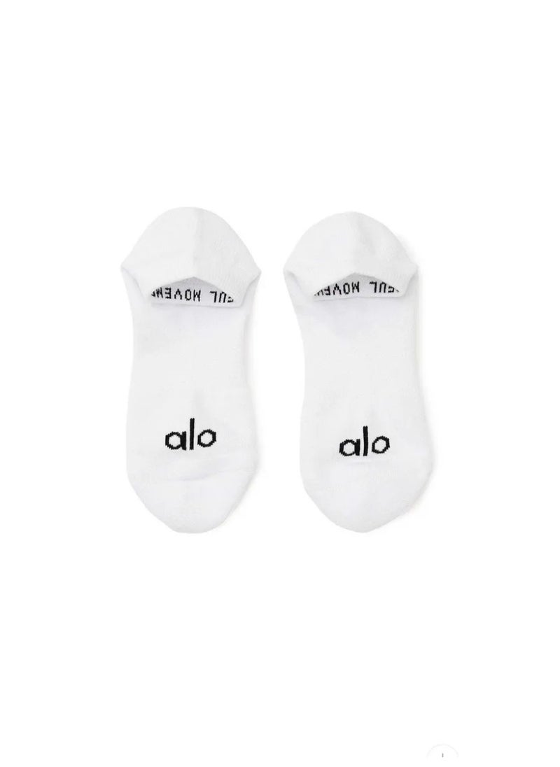 Alo Yoga - Alo Yoga Sports Socks, 1 pair - Image 1
