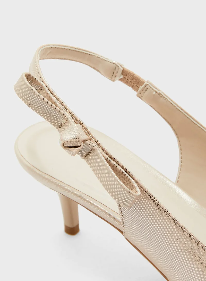 Vincci Ankle Strap Low Heel Pump