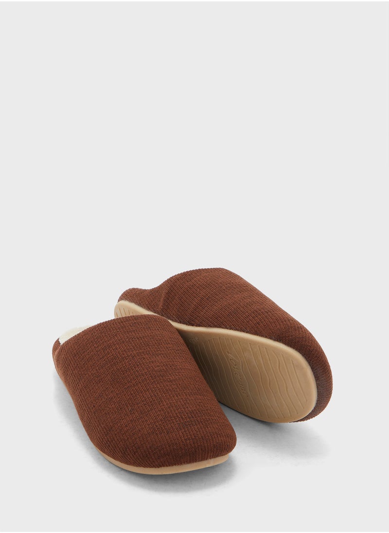 Soft Home Slippers - pzsku/ZBE7E66845D906468C068Z/45/_/1730453565/e2e6331c-3daa-4d32-b8be-a23f5b60134f