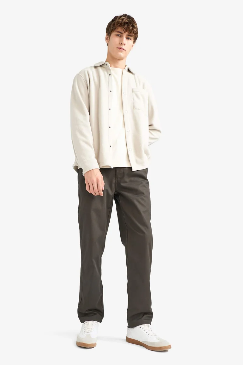 ديفاكتو Jogger Fit Pocketed Trousers