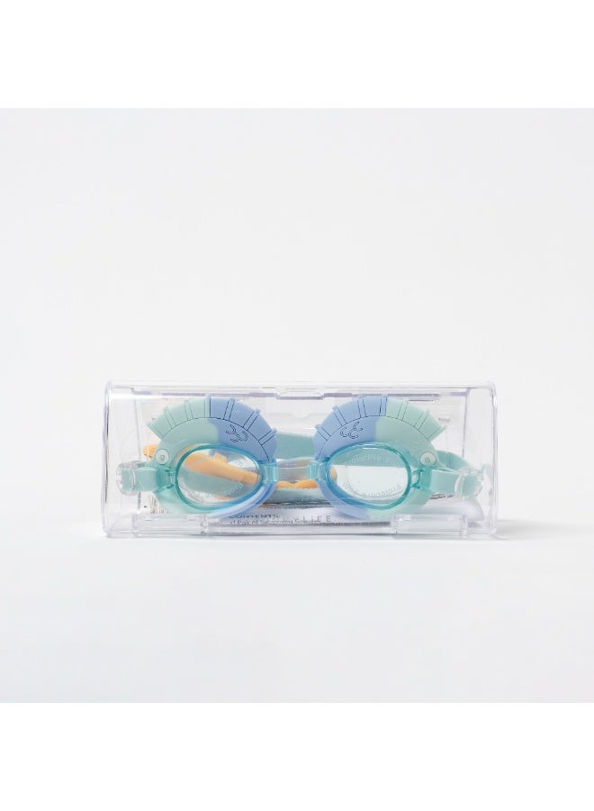 سني لايف نظارات سباحة للأطفال - سمكة فين زرقاء مائية | نظارات مسبح صيفية للأطفال | حزام قابل للتعديل، حماية من الأشعة فوق البنفسجية، مقاومة للضباب - مثالية للسباحة والشاطئ والمرح المائي - Image 1