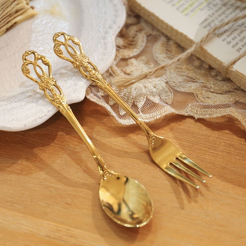 Silvery Stainless Steel Retro Embossed Dessert Spoons And Forks 10 Pack Dishwasher Safe - Image 2