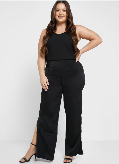 Textured Detail Flared Pants