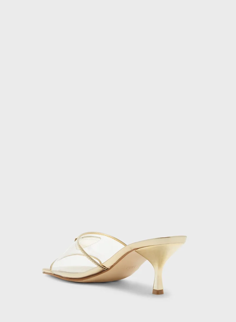 GUESS Lusie Sandals